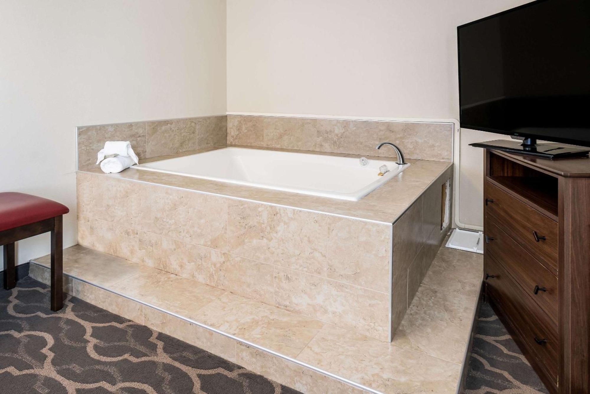 Country Inn & Suites By Radisson, Grandville-Grand Rapids West, Mi Екстериор снимка