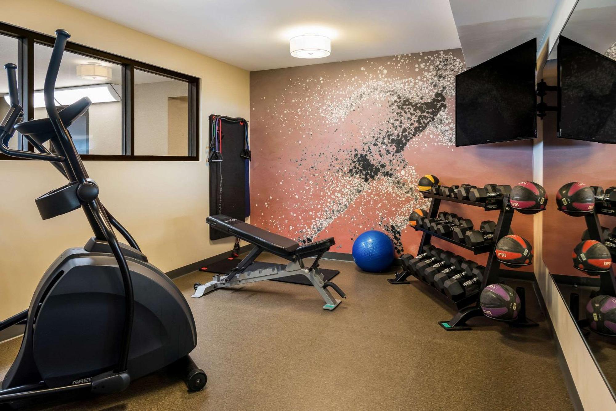 Country Inn & Suites By Radisson, Grandville-Grand Rapids West, Mi Екстериор снимка