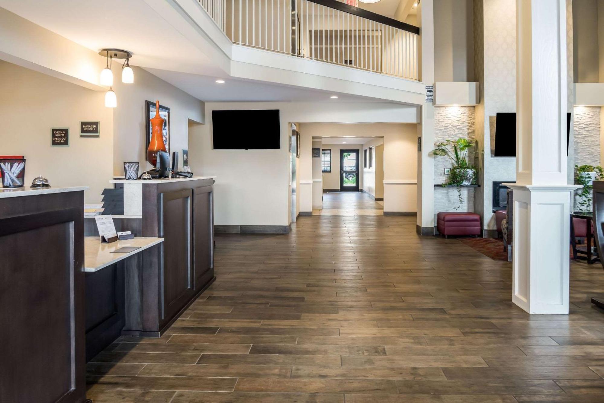 Country Inn & Suites By Radisson, Grandville-Grand Rapids West, Mi Екстериор снимка